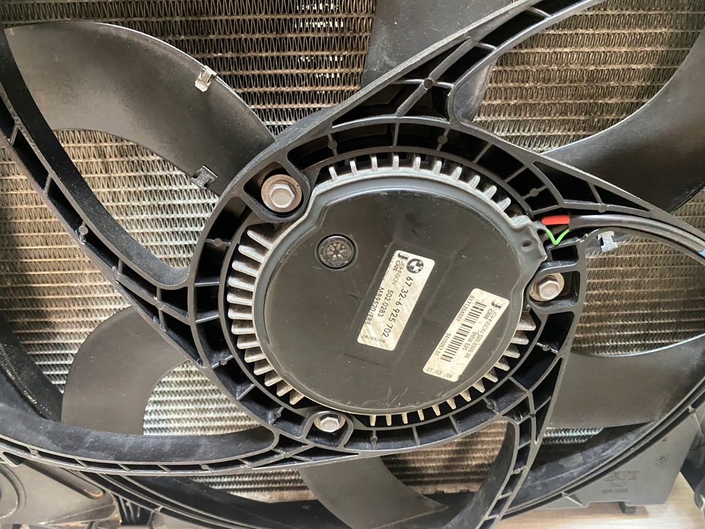 фото №6, Bmw x3 e83 2.0d радіатор wody оливи вентилятор