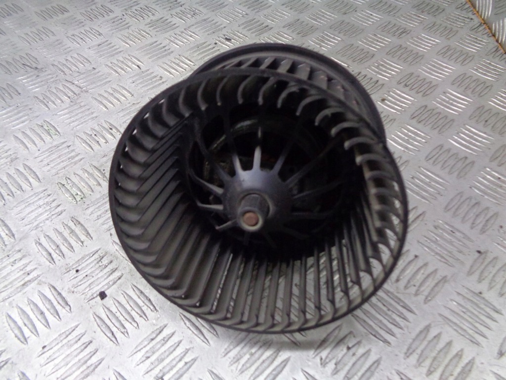 фото №1, Вентилятор обдув focus mk2 3m5h-18456-ec