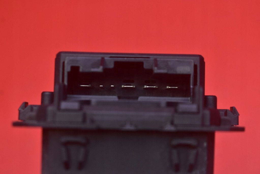 фото №8, Резистор обдув резистор резистор t1033613f mazda mx5 mx-5 4 iv nd 15-21