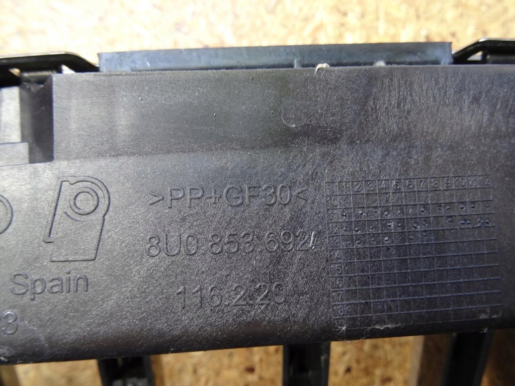 фото №16, Audi q3 8u s-line 11-14 бампер перед передній kompletny pod ксенон lz9y