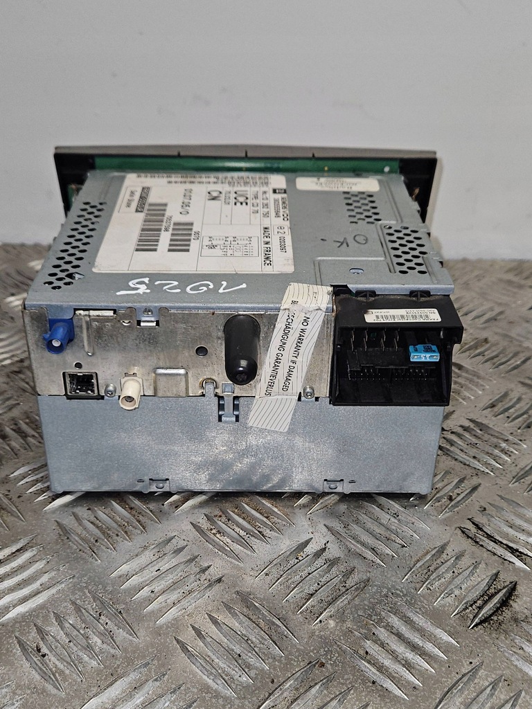 фото №2, Opel astra h 2006 панель / радиопроигрыватель cd/dvd/gps