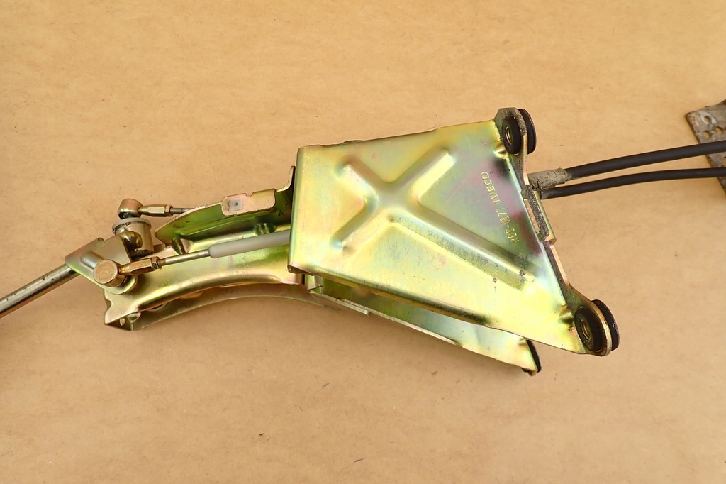 фото №13, Выборщик домкрат переключения передач ручка тросы iveco daily iv 06-14 2.3 hpt