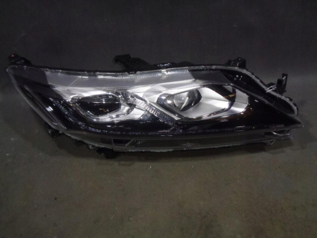 фото №1, Mitsubishi eclipse cross лампа права перед full