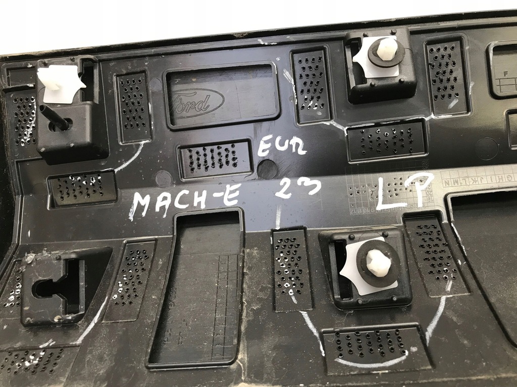 фото №6, Ford mustang mach-e 2023 молдинг двері нижня лівий перед lj8b-r208a9 daw