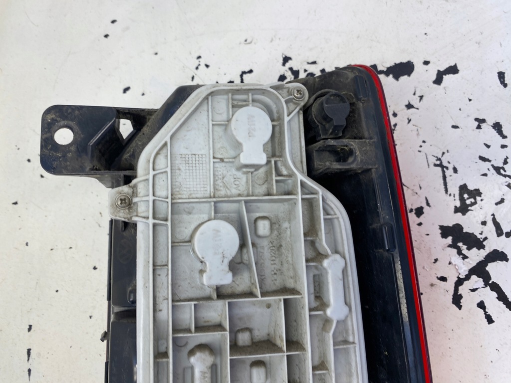 фото №11, Vw caddy iv лампа левый задняя 2k1945095e