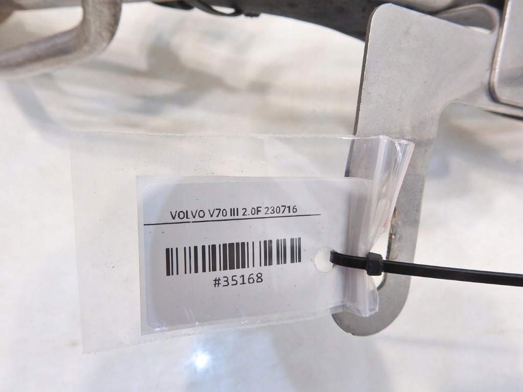 фото №4, Заливная горловина труба топлива volvo v70 iii 2.0 f