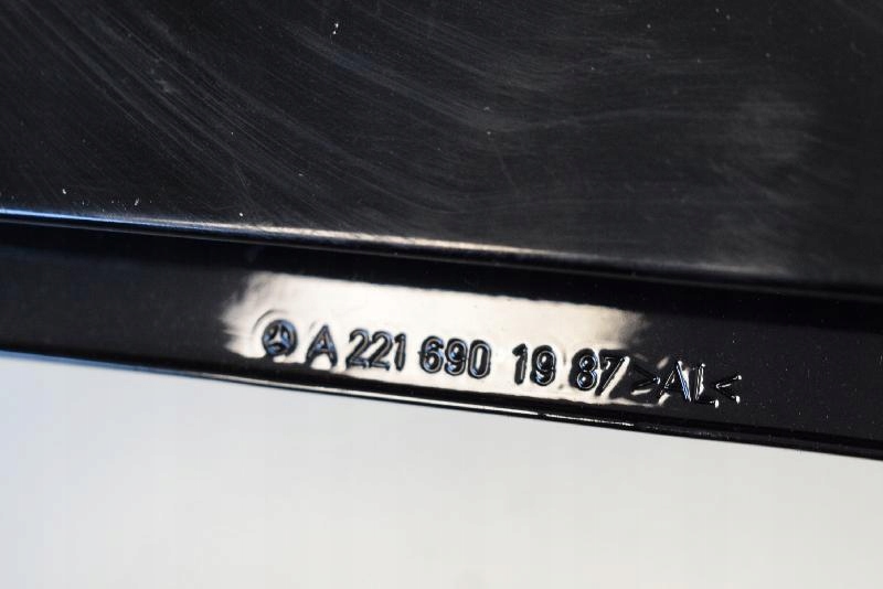 фото №5, Mercedes w221 s63 amg 2008 lhd задняя левая декоративная защита