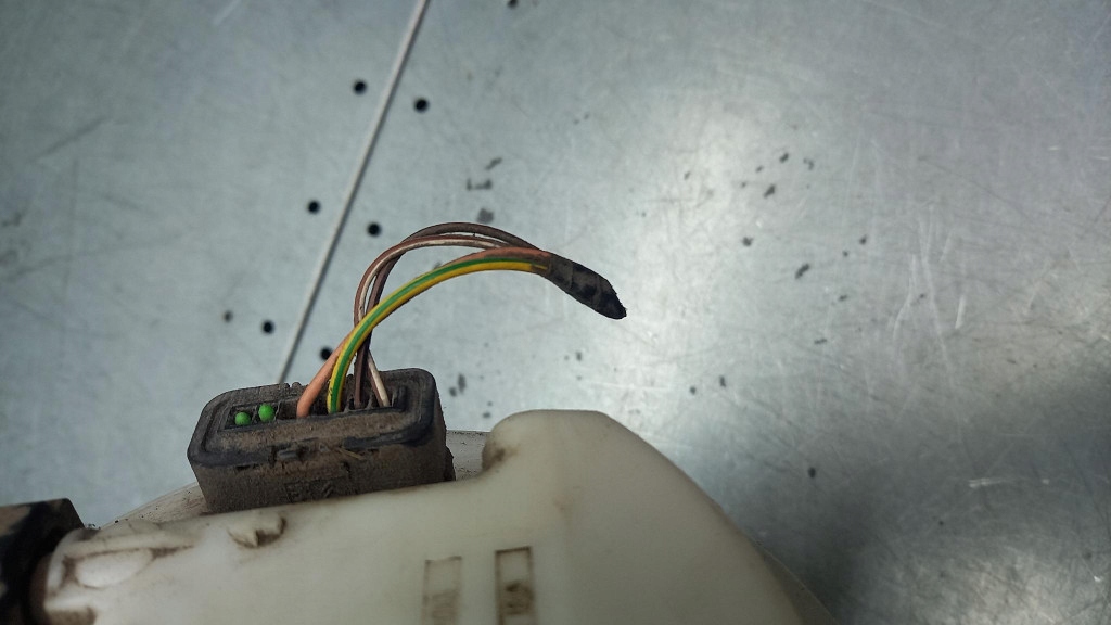 Насос паливної  peugeot 307 1 1.6b 01r 9632672080 Оригінал