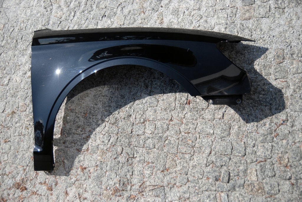 Audi a3 8v5 седан кабріолет  2012-2020 крила передній перед праві 8v5821106a Оригінал