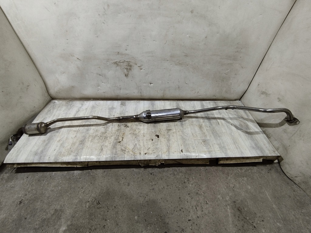 фото №1, Toyota yaris iv гаситель средний