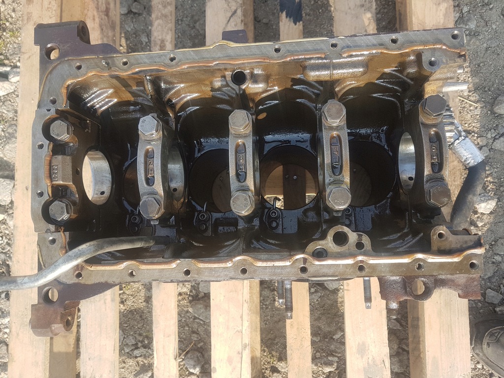 фото №5, Citroen c5 iii блок двигуна 2.0 hdi 136