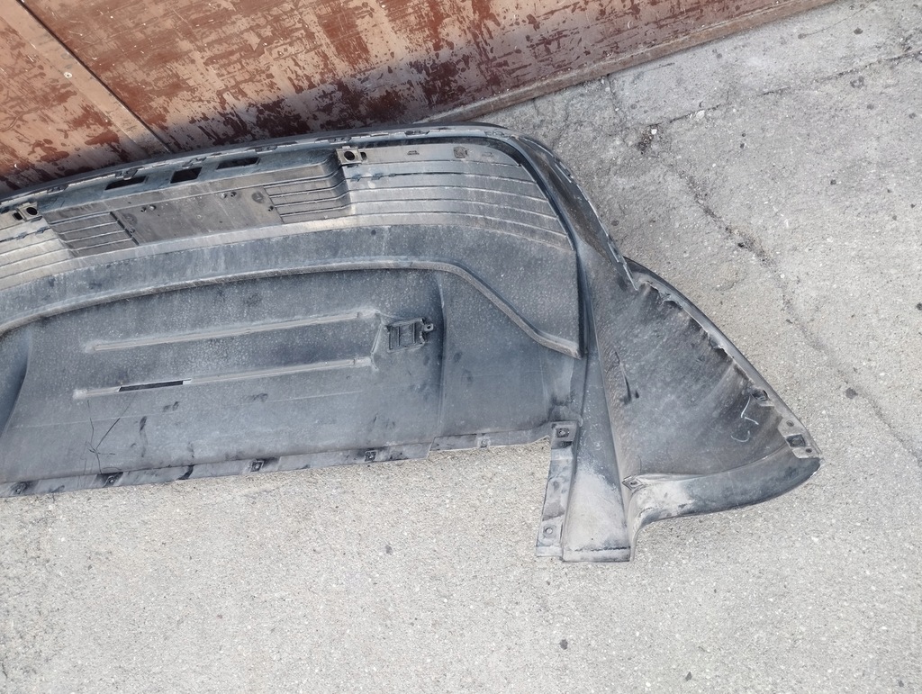 фото №8, Бампер диффузор задняя porsche tycan 9j 9j1807983f