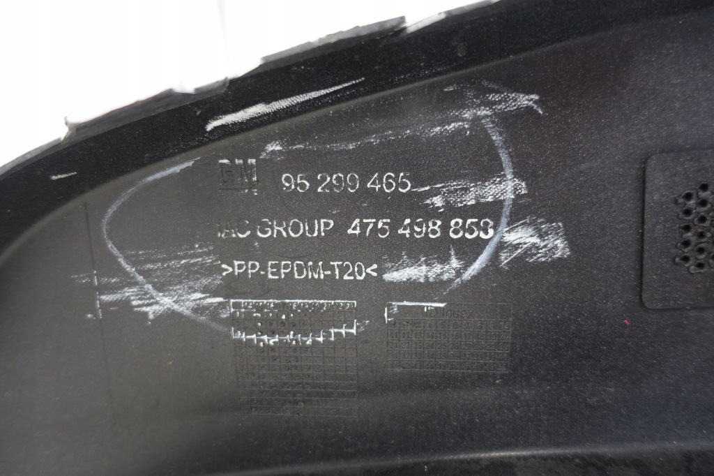 Opel mokka 1 2012- бампер перед передний 95299465 Доставка