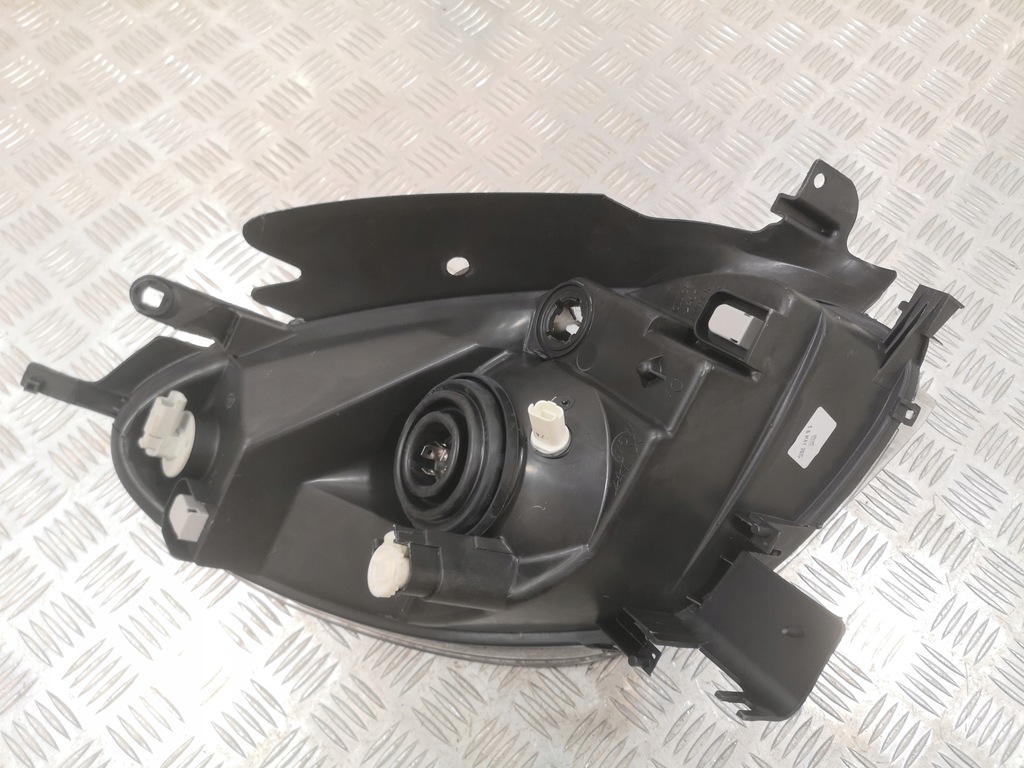 фото №6, Лампа левый перед оригинальный номер citroen xsara picasso 99-12