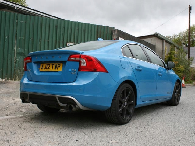 фото №14, Volvo s60 2010 спойлер спойлер na крышка грунтовка!