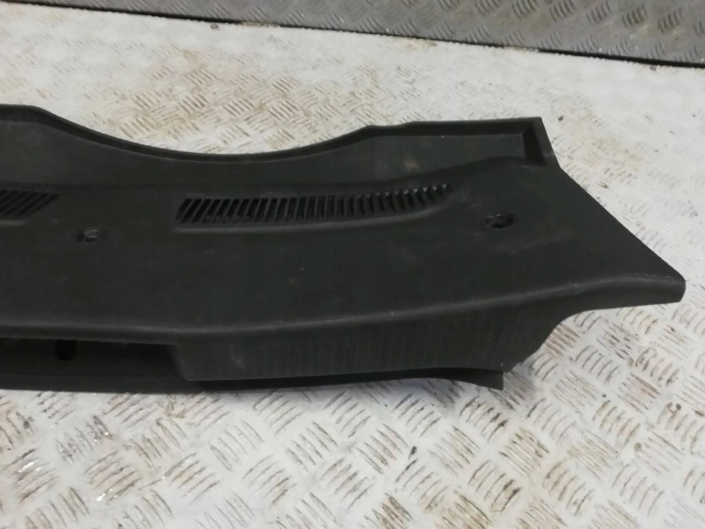 фото №3, Alfa romeo mito захист поперечина заднього багажника 1560831410