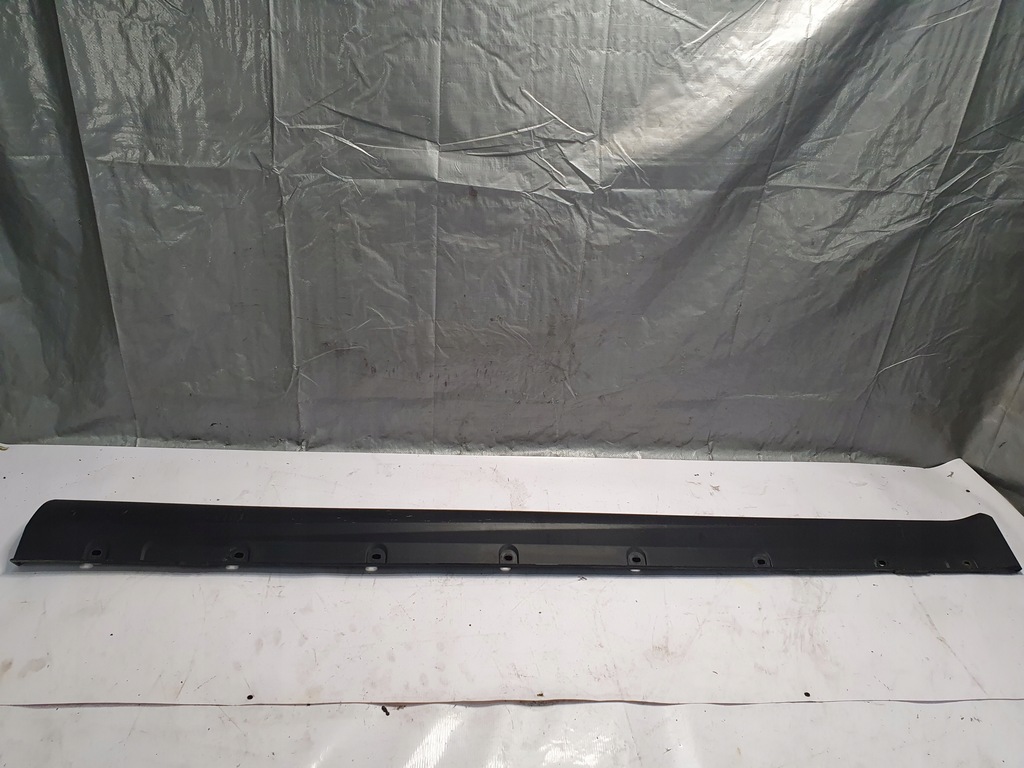 фото №1, Молдинг порог правая toyota celica vii 99-05r.