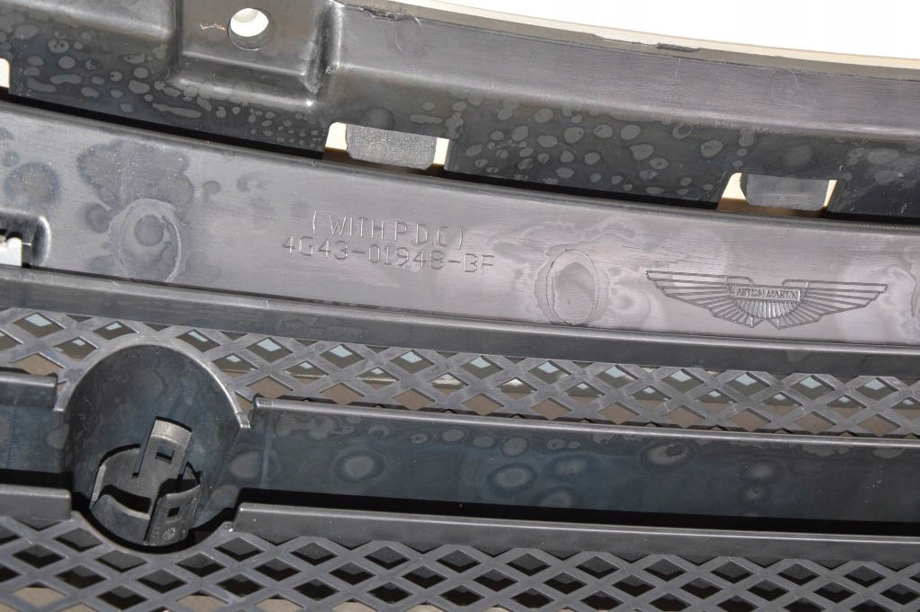 фото №16, Aston martin db9 бампер задняя 4g43-01948-bf