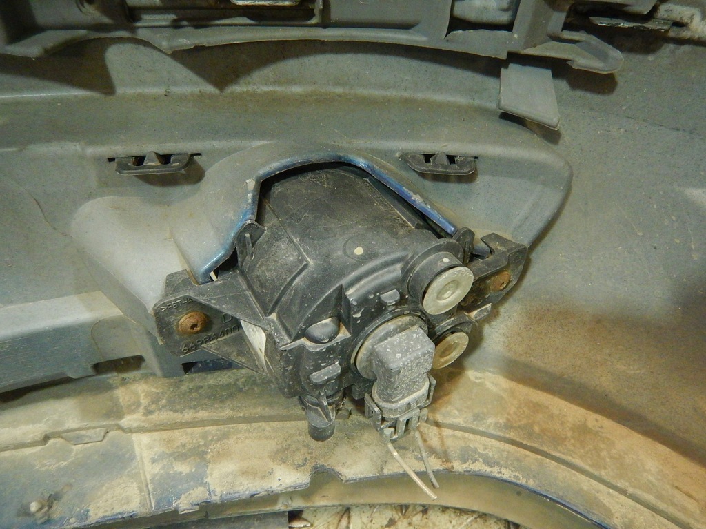 фото №11, Renault laguna ii 01-05 бампер перед передній протитуманні фари