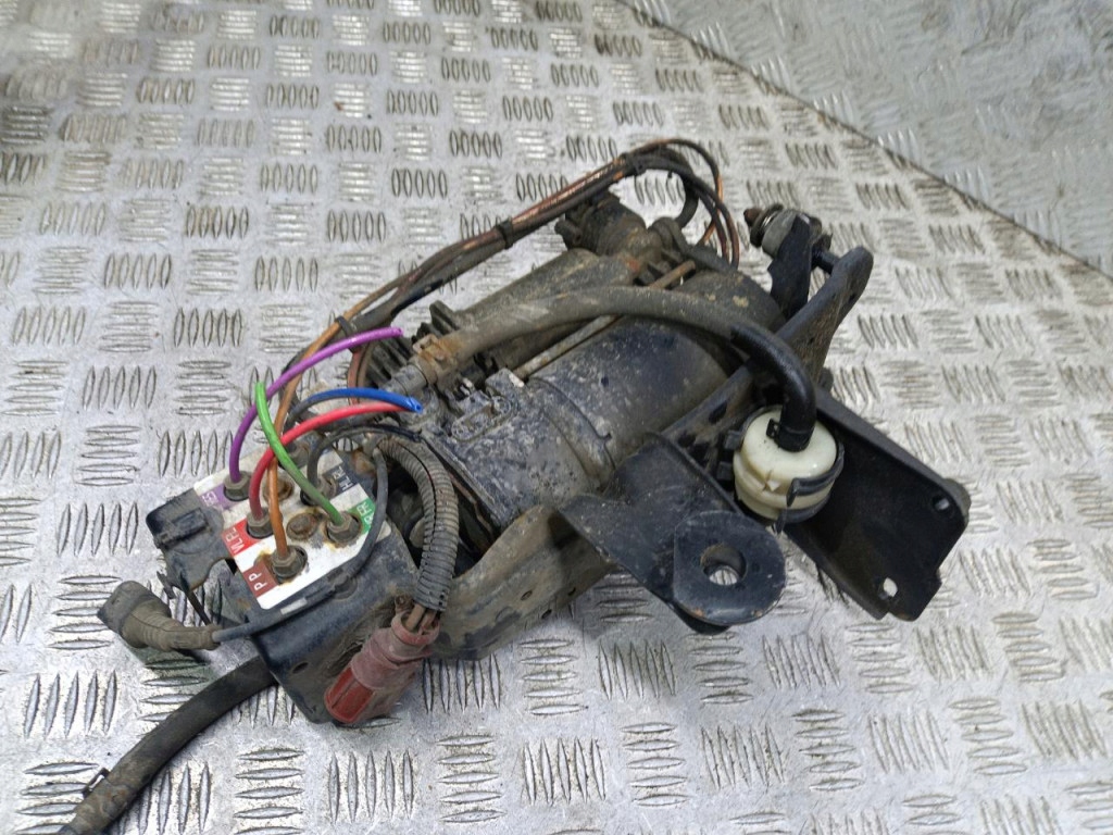 фото №5, Audi a6 c6 компрессор подвеска 4f0616005b распределитель