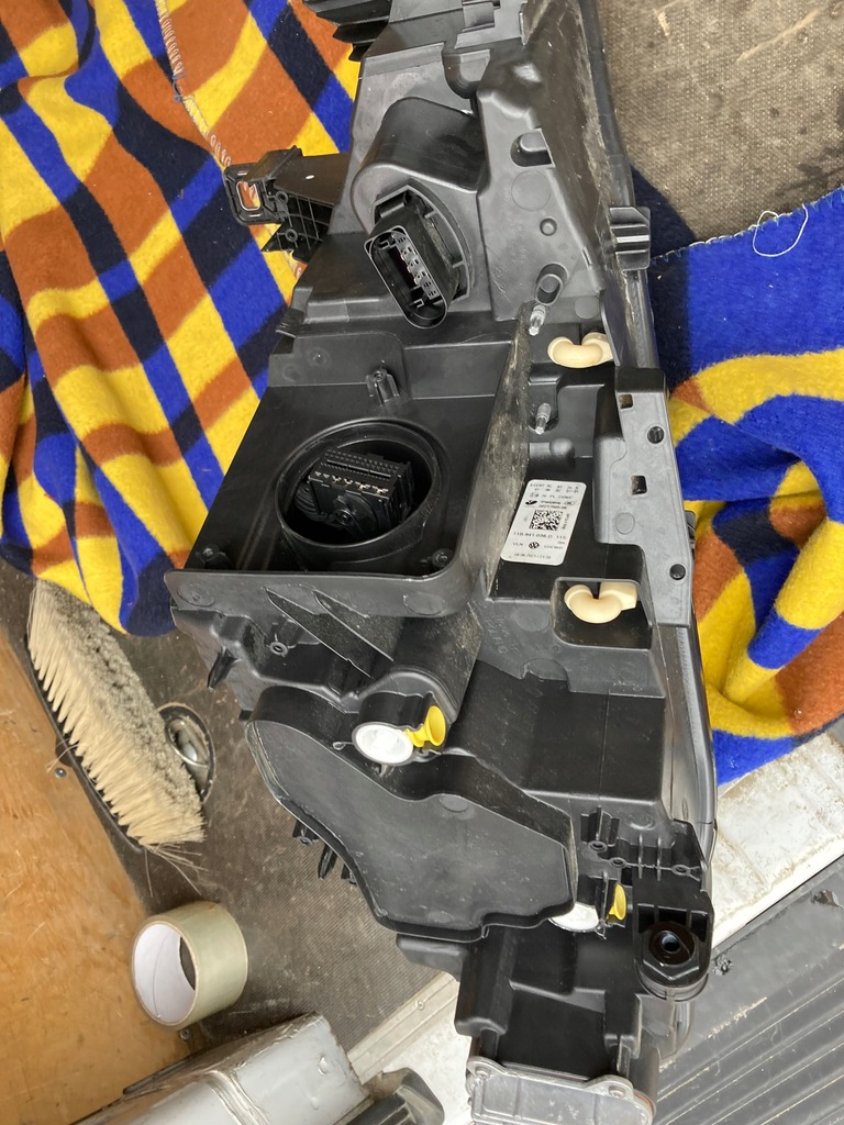 фото №13, Лампы vw id.4 full led iq led левая правая