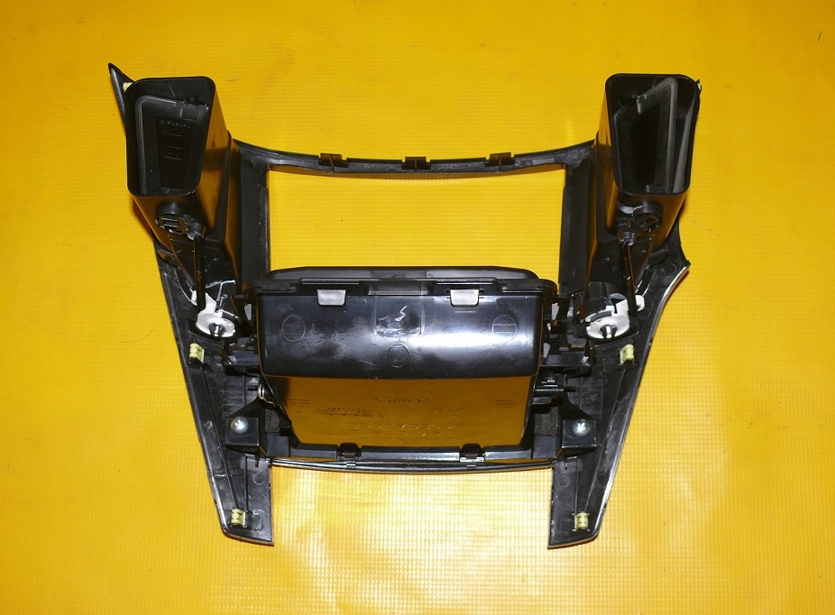 фото №4, Консоль середня рамка радіо subaru legacy v 5