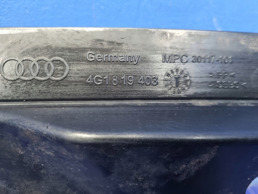 фото №8, Audi a6 c7 lift жабо передние оригинал 4g1819403