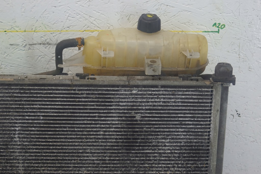 фото №10, Радіатор вентилятор nissan note e11 1.4 b