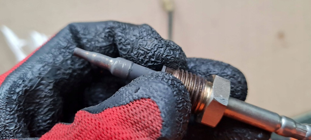 фото №8, A5 8w датчик температуры 2.0 tdi 8w0906088f a4 b9 8w