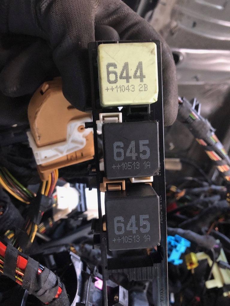 фото №6, Caddy 2k lift 10- джгут електропроводка штекер салону відсік двигуна 1.2 tsi