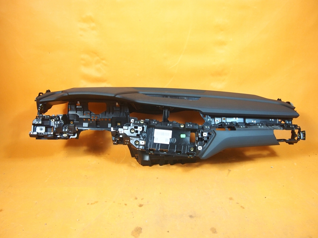 фото №9, Audi e-tron панель приладів приладова панель  4kl857051