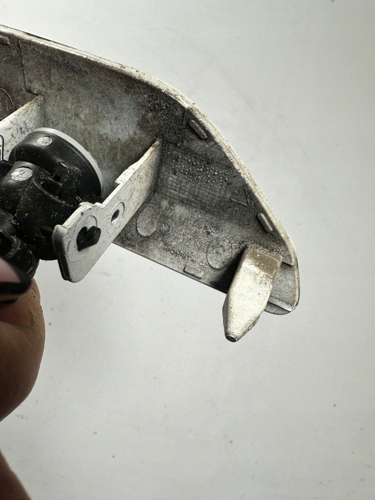 фото №5, Golf vii омыватель лампы левый заглушка 5g0955965