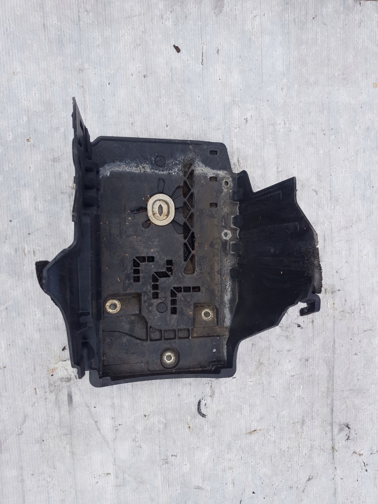 фото №1, Корпус основание аккумулятора 31299569 volvo s60 ii v60 i v70 iii