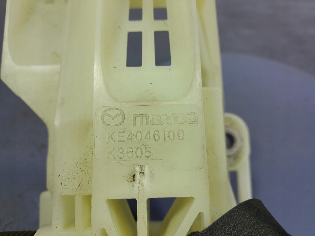 фото №7, Mazda cx-5 i lift рычаг чехол переключения передач ke4046100