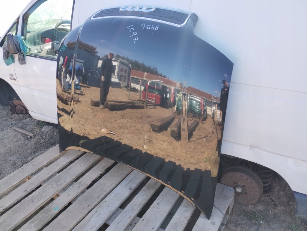 Audi a4 b6 капот решётка  решётка радиатора lc9z Оригинал