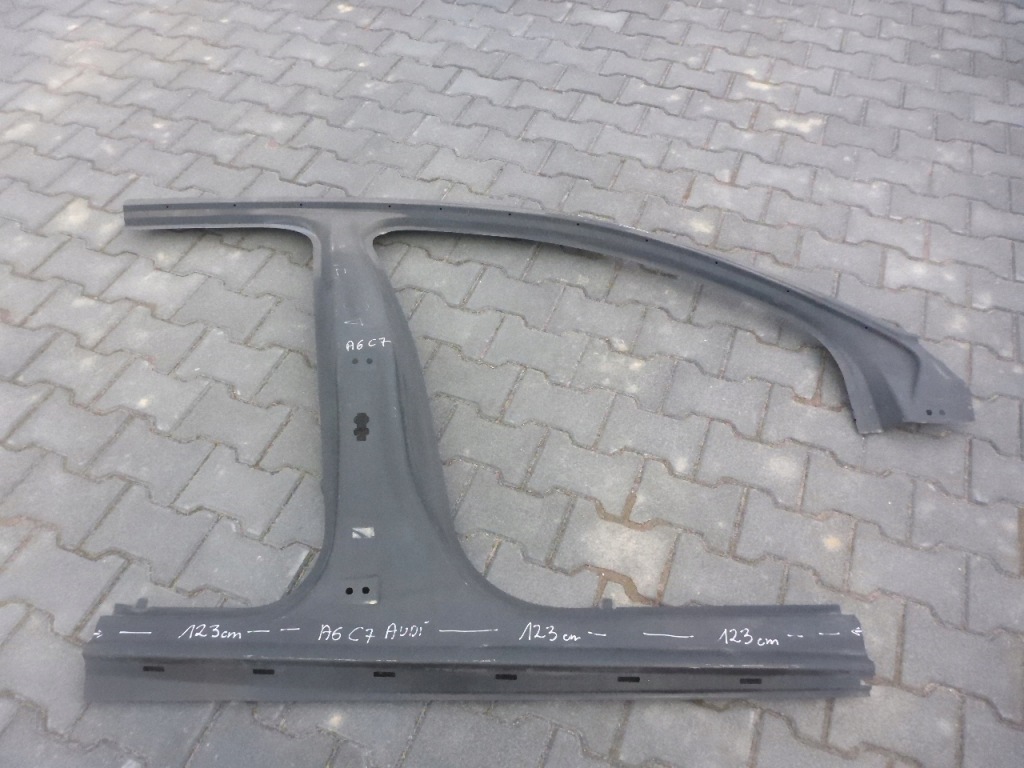 Купить Audi a6 c7 4g0 обшивка стойка  порог правый  новый оригинал