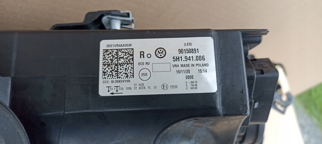 фото №13, Лампа перед передняя правая vw golf viii 8 led 19-23rok 5h1941006 90150891