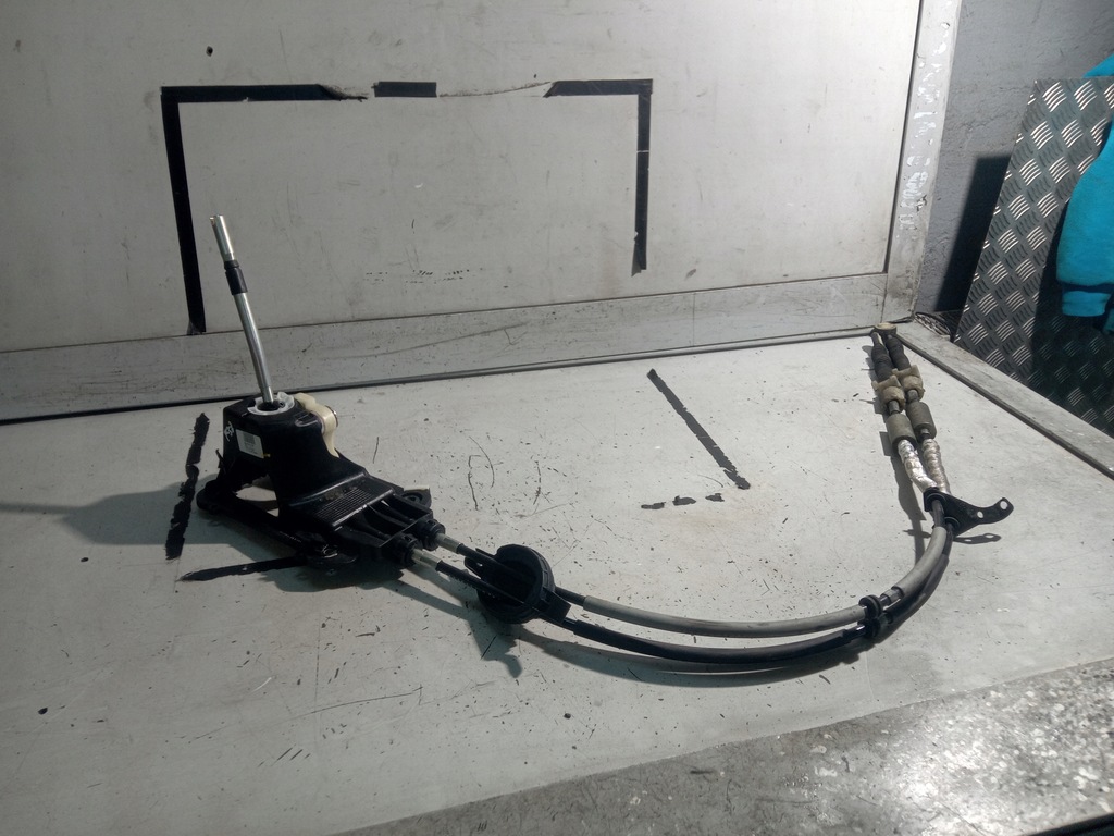 фото №1, Mini cooper f57 домкрат тросы переключения передач