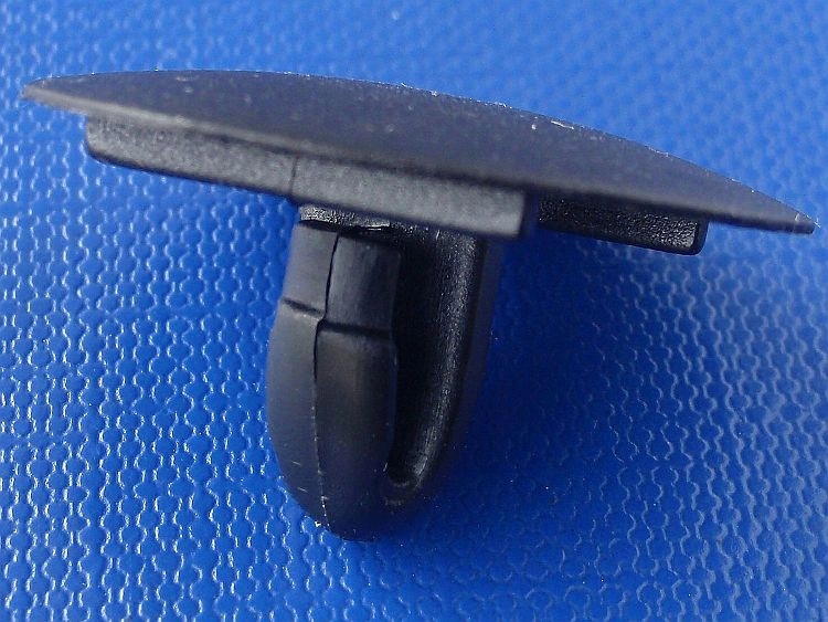 фото №2, 10x toyota lexus клипса 8x11 шумоизоляция капот