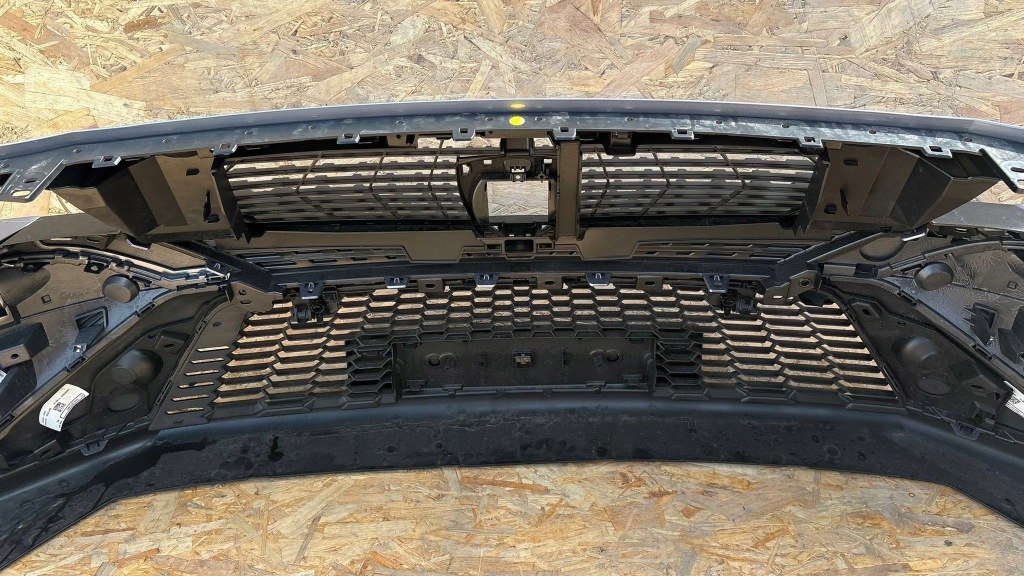 Peugeot 408 2 allure бампер перед brz pdc с Разборки