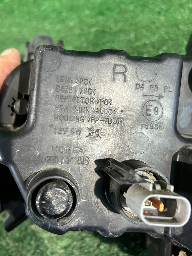 фото №5, Противотуманная фара правый hyundai santa fe iv