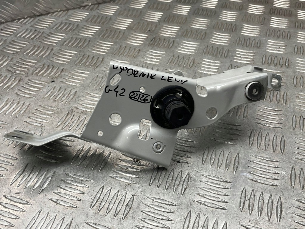 Bmw оригинальный номер 8497743 8497745 8497747 2' g42 кронштейн кронштейн крыла левый комплект Киев