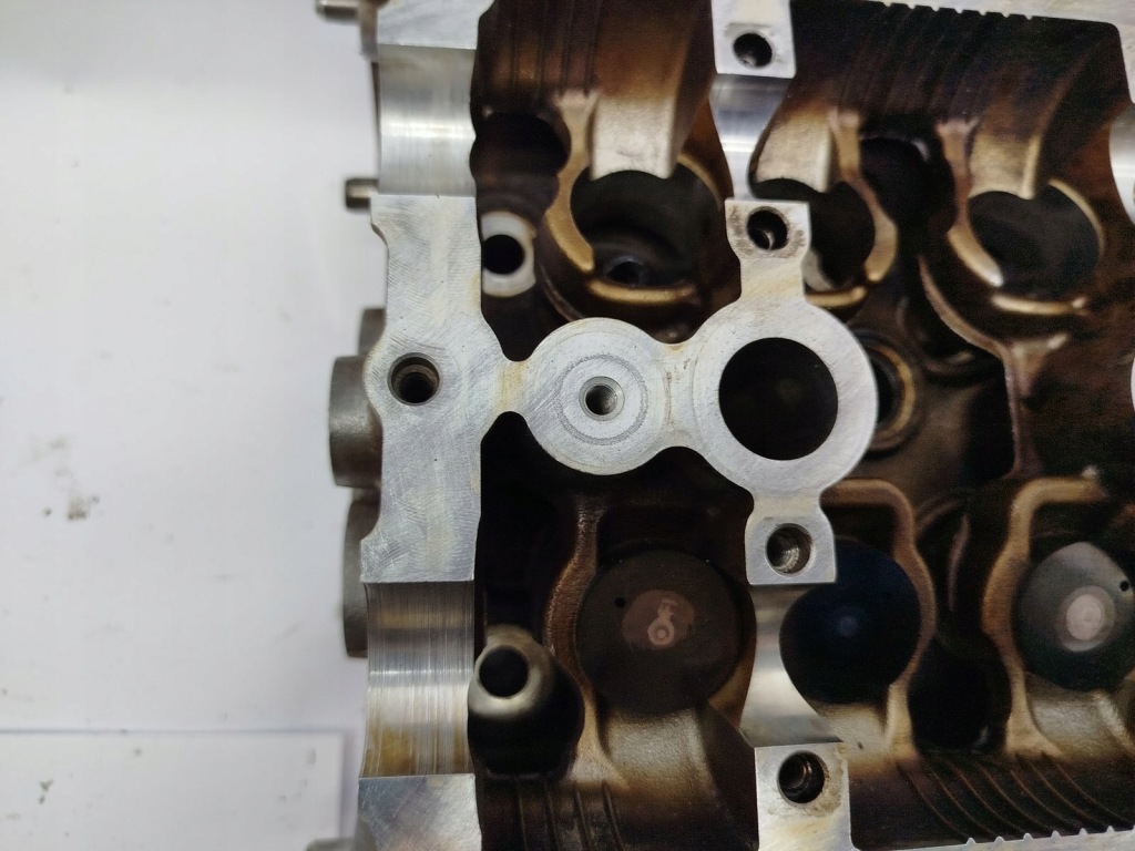 фото №8, Головка двигуна 1642r-3 110417920r 0.9 tce h4b dacia renault