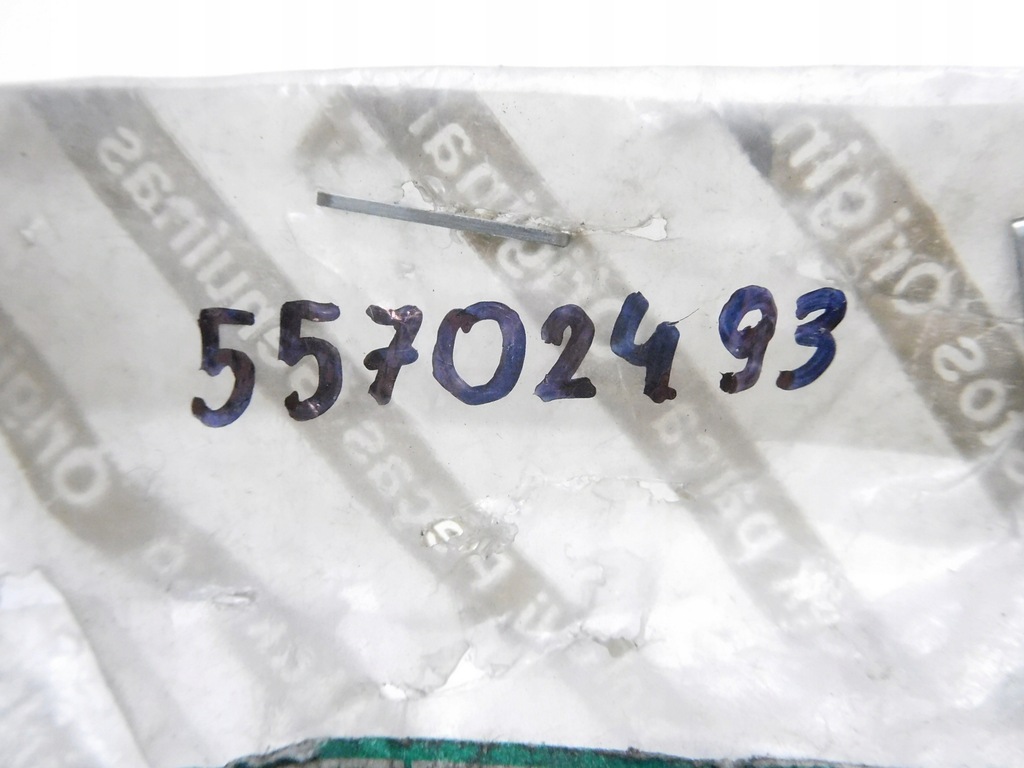 фото №10, Болт кронштейн сиденья задняя fiat grande punto оригинальный номер 55702493