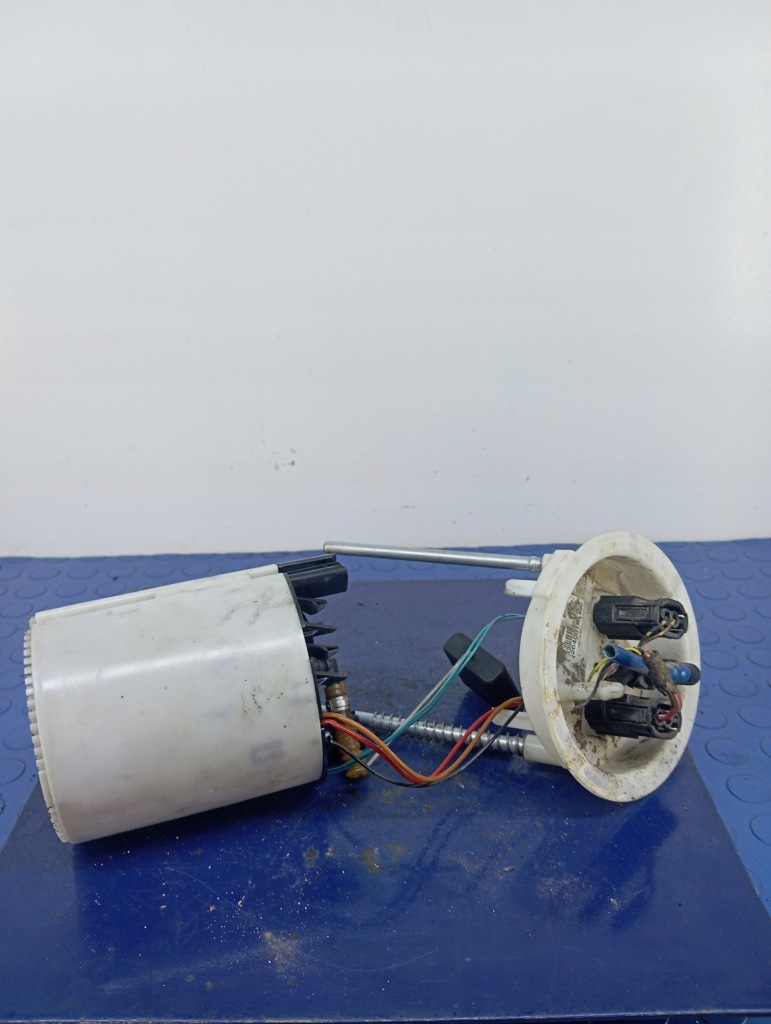 Купити Bmw e87 1.6 помпа пального a2c53024940