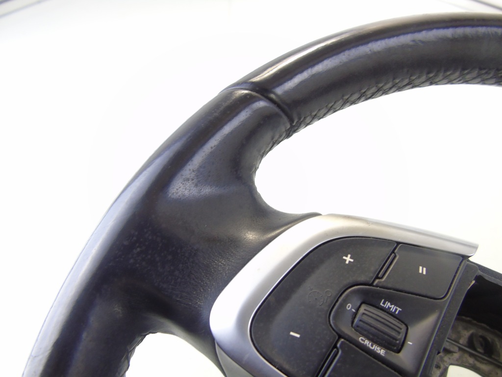 фото №7, Воздуховод мультифункция кожа citroen c4 ii b7