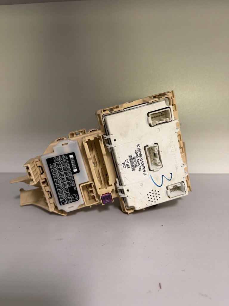 Купить Коробка предохранителей fiat sedici