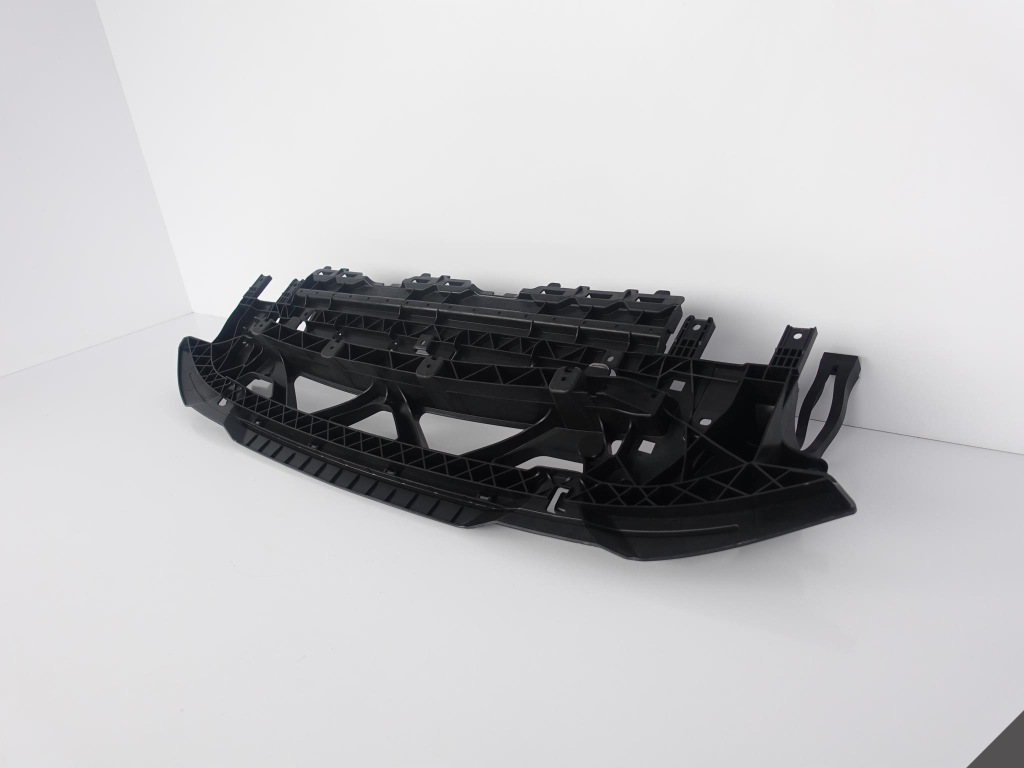 Купити Porsche macan 95b 2 рестайлінг  21-24 підсилювач кронштейн накладка плита перед