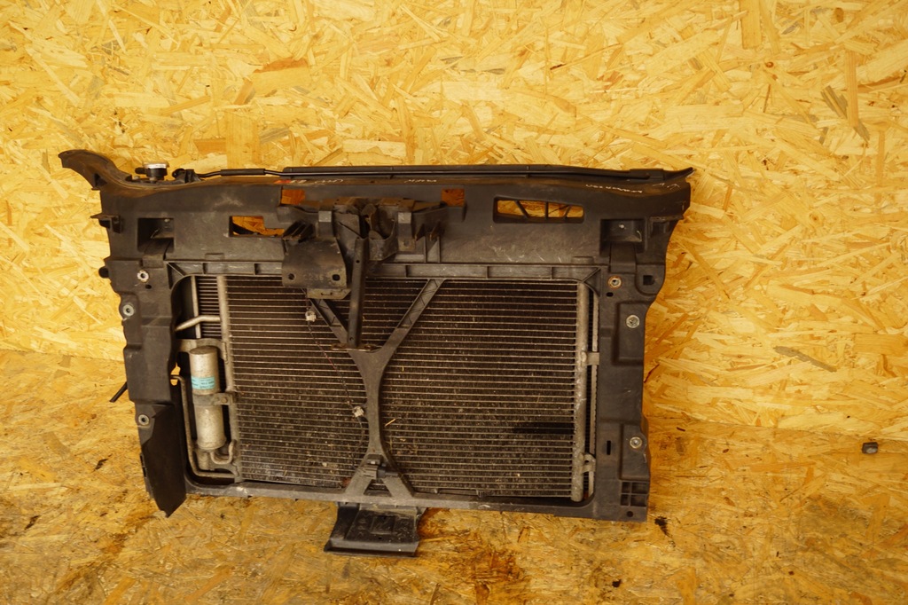 фото №1, Pas передний радиатор кондиционер mazda 6 gg повреждённая