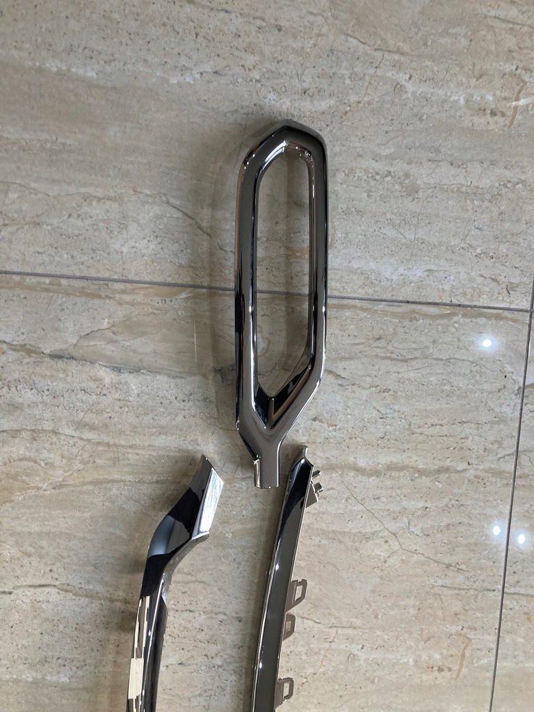 фото №1, Renault koleos ii защита хром правый левый задняя 850865054r